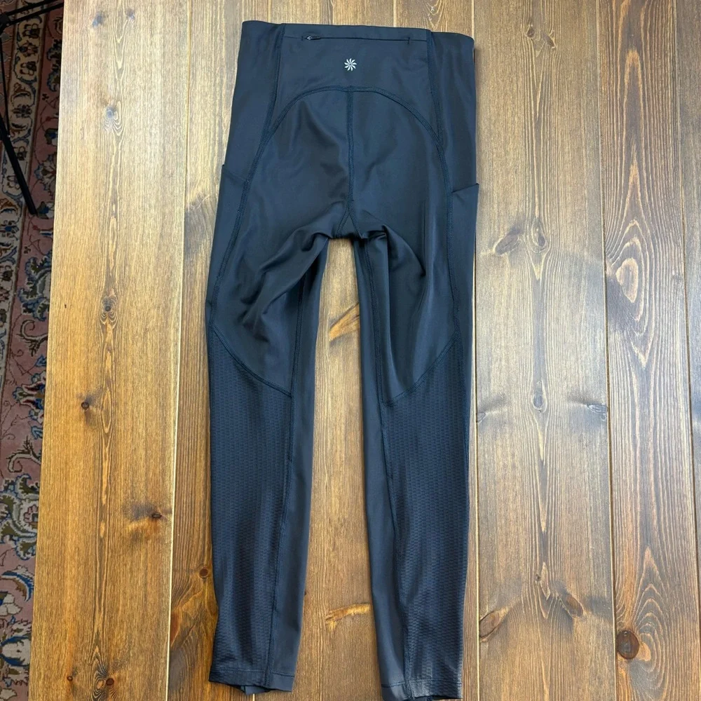 Athleta Ultimate Run 7/8 Tight | Leggings in Black Size XS - Picture 3 of 8